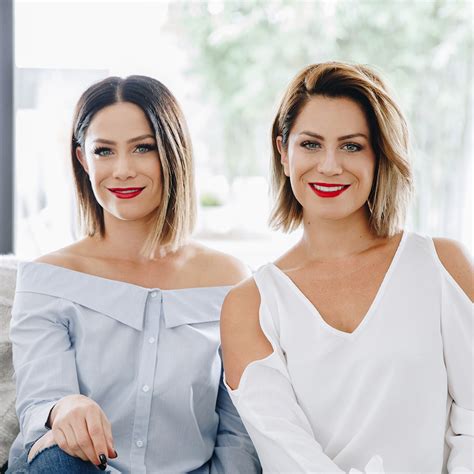 alisa and lysandra net worth Interior Design and Reno Duo | Winners of the Block | Bookings and her sister, Alisa, skyrocketed to fame in 2013 competing on the seventh season of The Block: Sky High